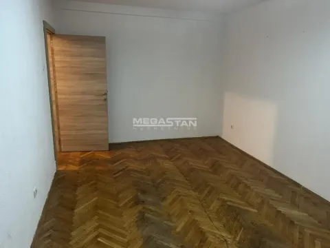 Rent, two bedroom apartment, 62m², Zemun Sve Podlokacije, Beograd - image 4