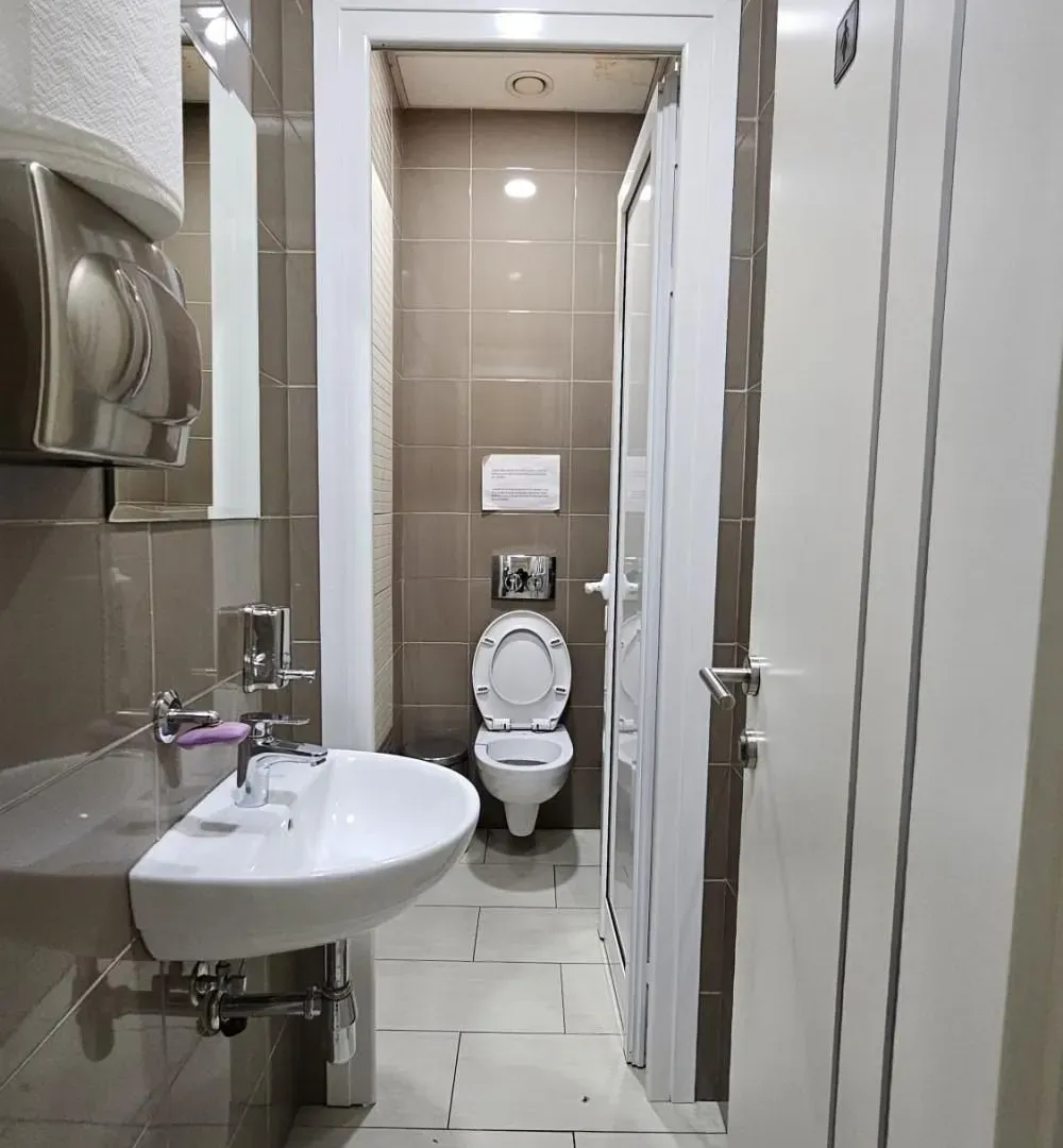 Rent, office space, 318m², Profesorska Kolonija, Palilula Sve Podlokacije