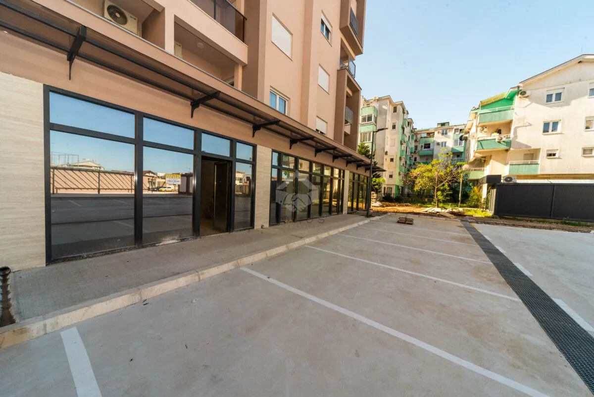Rent, office space, 50m², Stari Aerodrom, Podgorica