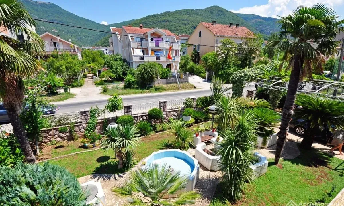 Prodaja, kuća, 377m², Seljanovo, Tivat