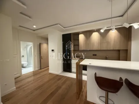 Rent, two bedroom apartment, 60m², Savski Venac, Beograd - image 8