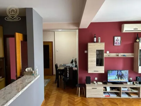 Izdavanje, dvosoban stan, 72m², Grbavica, Novi Sad Sve Podlokacije - image 4