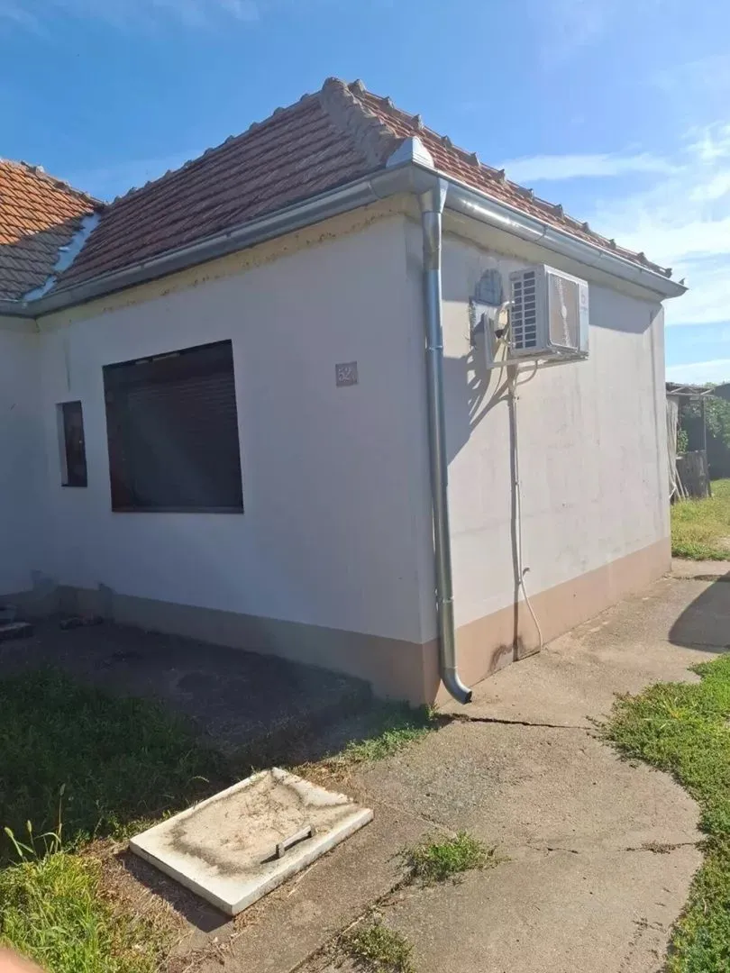 Prodaja, kuća, 113m², Farkaždin, Zrenjanin