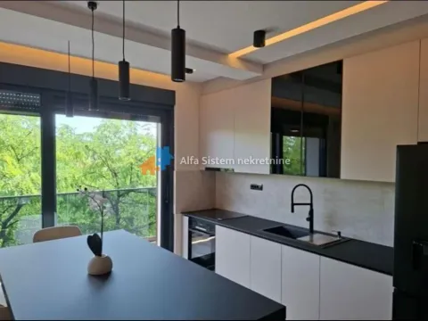 Izdavanje, trosoban stan, 82m², Zeleno Brdo, Zvezdara Sve Podlokacije - image 5