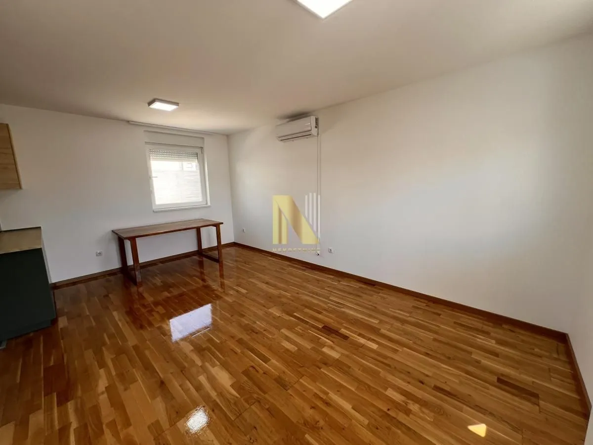 Prodaja, trosoban stan, 74m², Veternička rampa, Novi Sad Sve Podlokacije