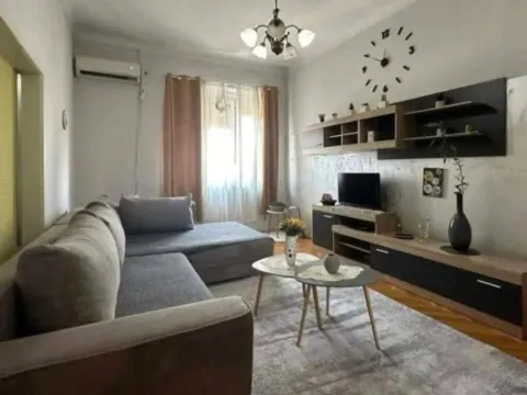Izdavanje, jednosoban stan, 64m², Centar, Podgorica - image 5
