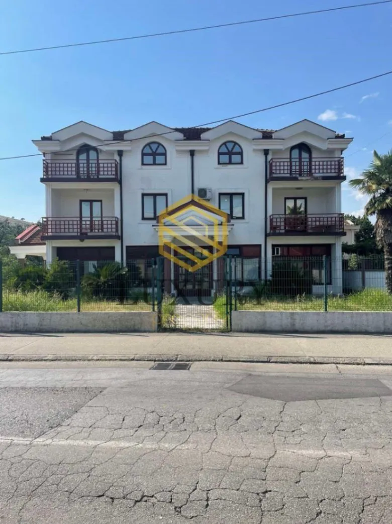 Rent, office space, 500m², Zagorič, Podgorica