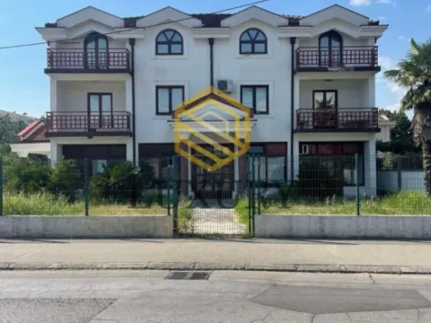 Izdavanje, poslovni prostor, 500m², Zagorič, Podgorica - image 5