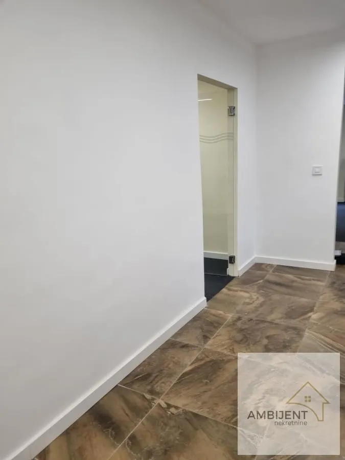 Rent, office space, 212m², Tašmajdan, Palilula Sve Podlokacije