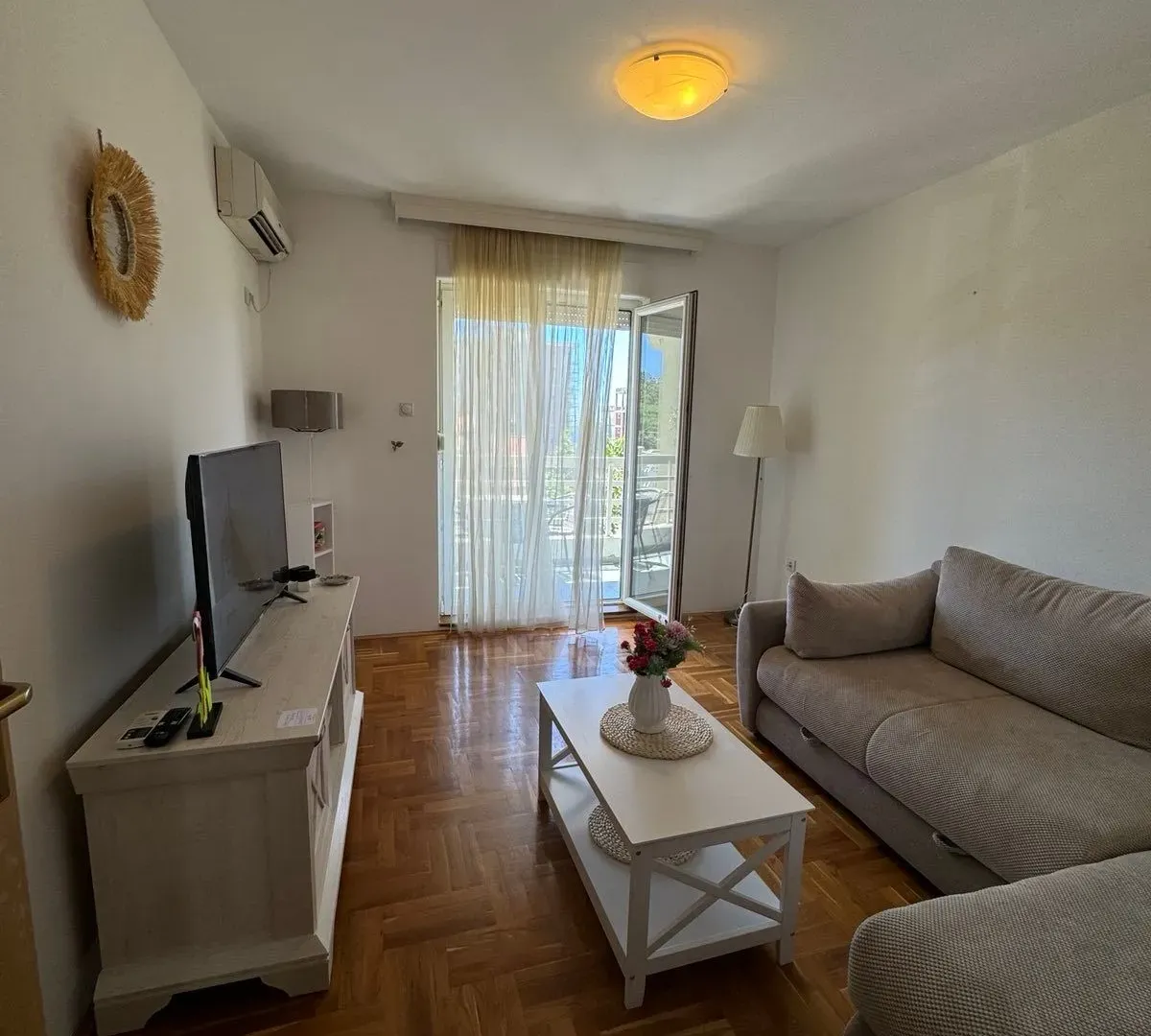 Sale, one bedroom apartment, 50m², Petrovac, Budva