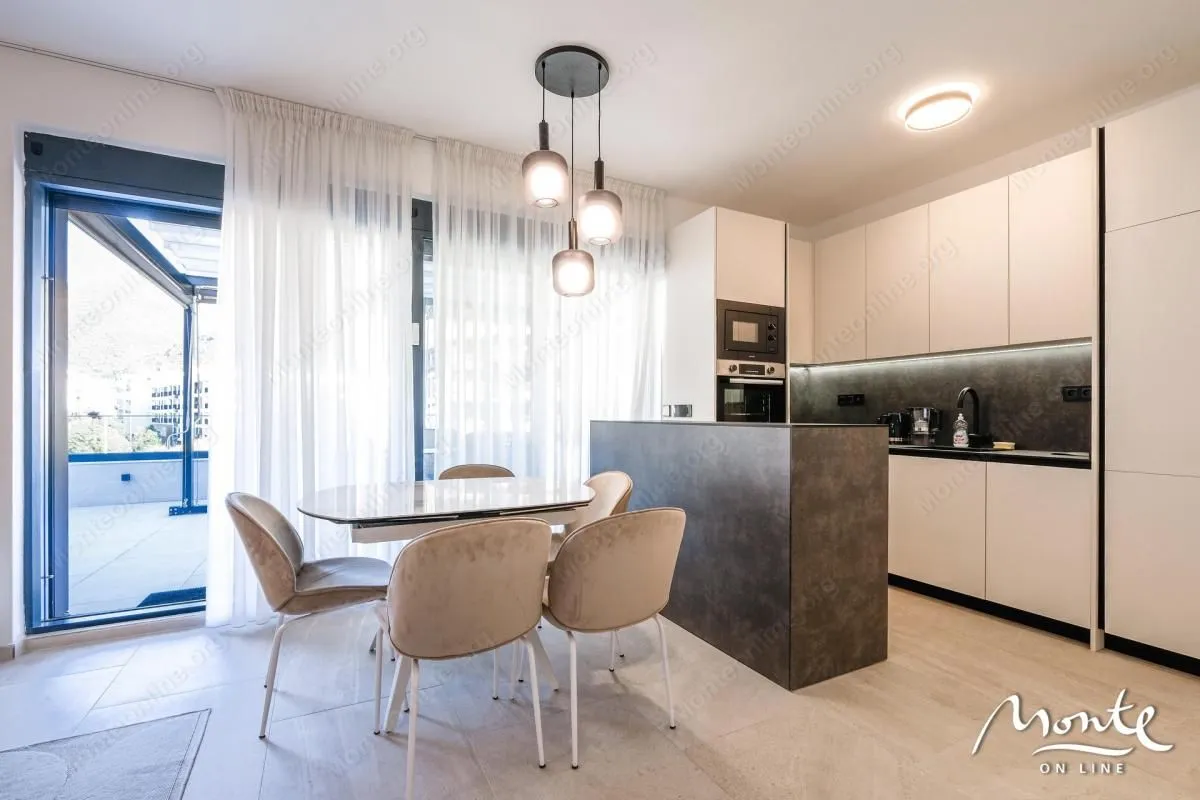 Sale, two bedroom apartment, 137m², Donja Lastva, Tivat