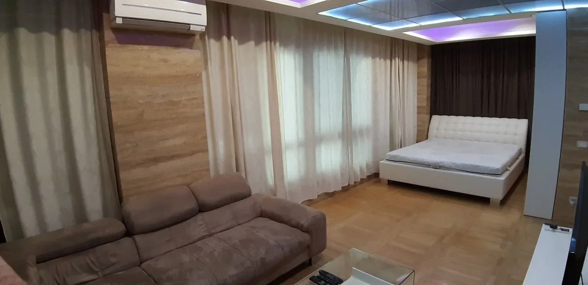 Izdavanje, jednosoban stan, 48m², Dedinje Sve Podlokacije, Beograd