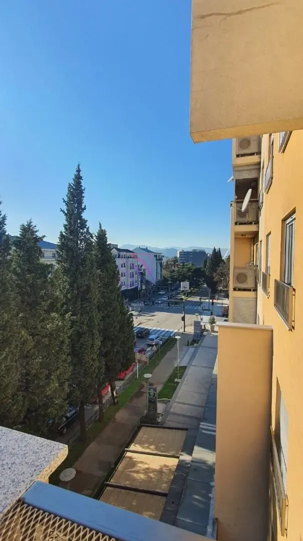 Rent, one bedroom apartment, 55m², Centar, Podgorica
