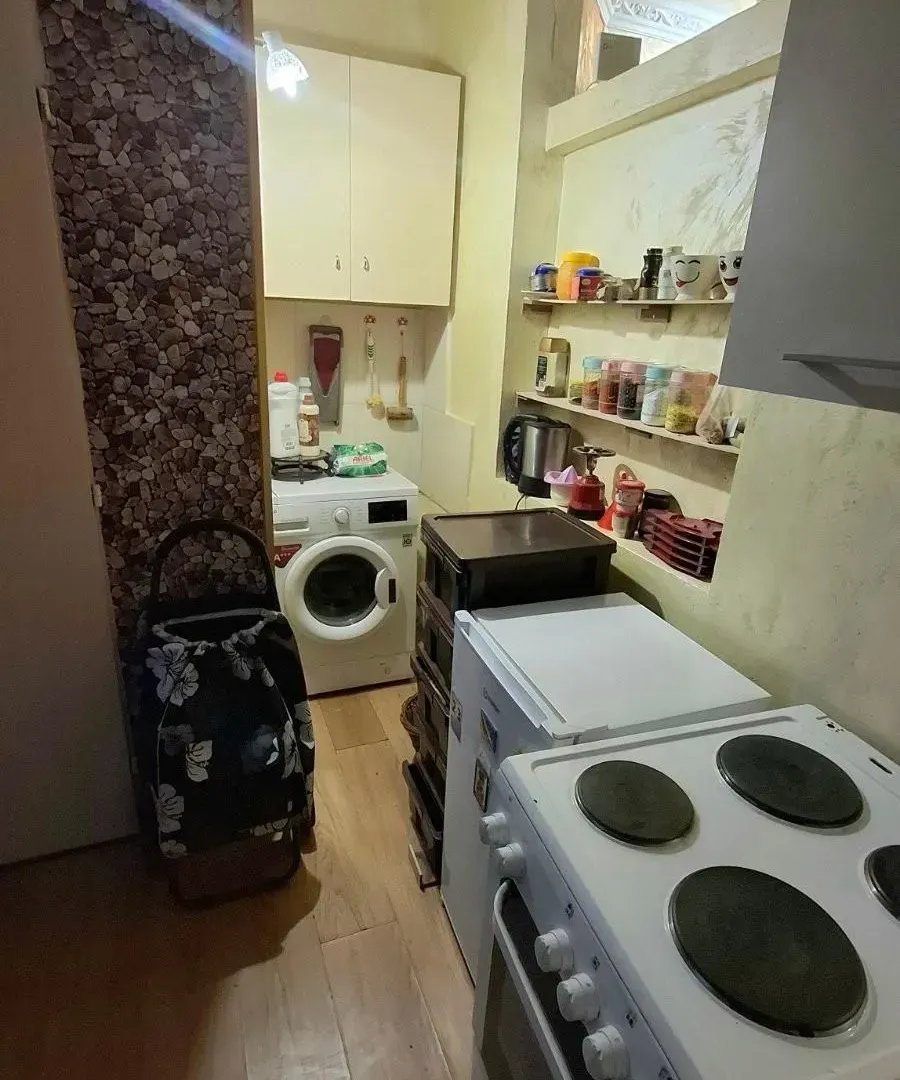 Prodaja, jednosoban stan, 26m², Zemun Centar, Zemun Sve Podlokacije