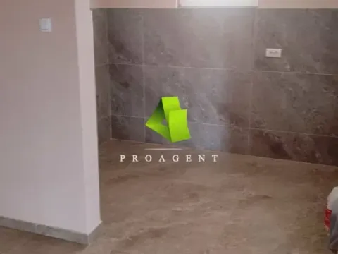 Rent, house, 300m², Kruševac, Srbija - image 3