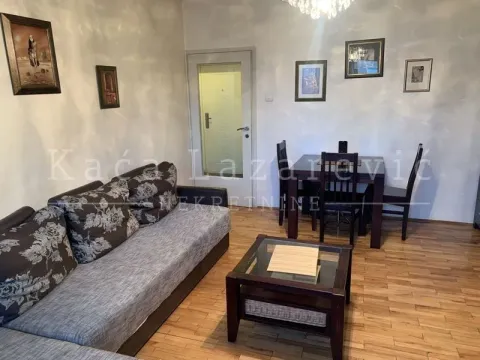 Rent, two bedroom apartment, 44m², Savski Venac, Beograd - image 2