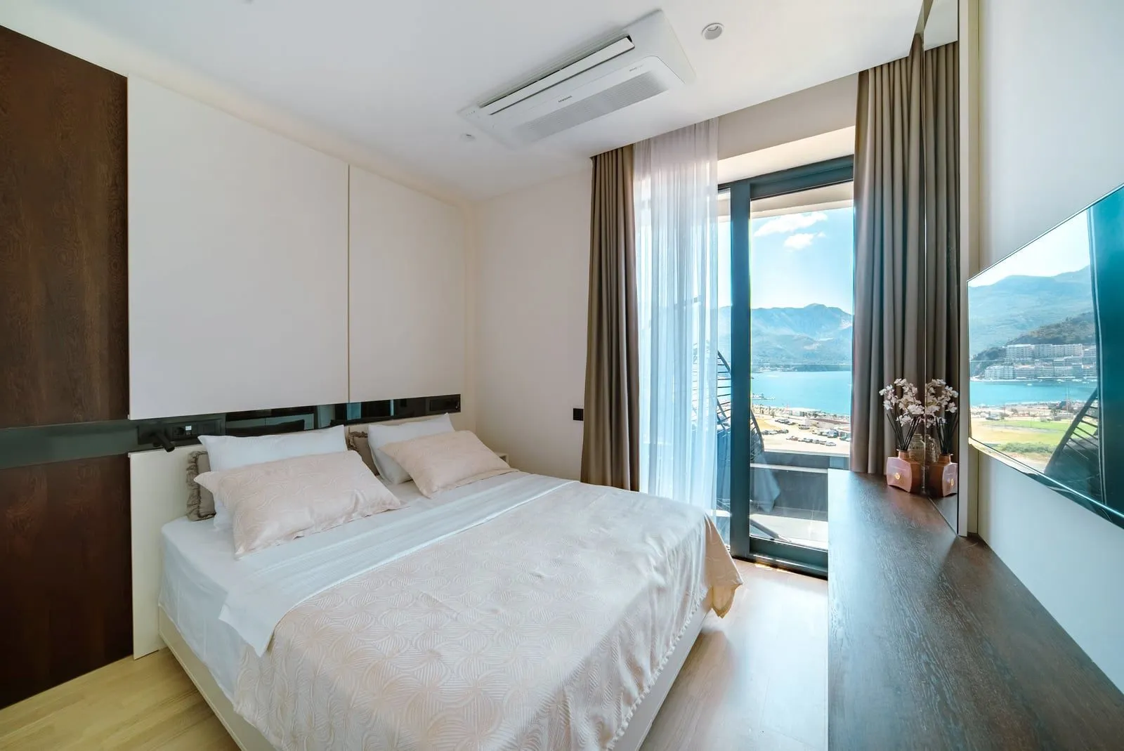 Sale, two bedroom apartment, 49m², Bečići, Budva