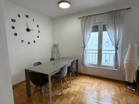 Sale, two bedroom apartment, 75m², Centar, Budva - image 2