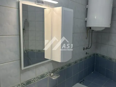 Izdavanje, trosoban stan, 52m², Grbavica, Novi Sad Sve Podlokacije - image 9