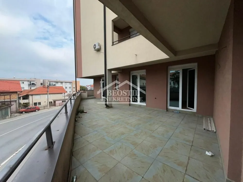 Prodaja, trosoban stan, 117m², Centar, Smederevo