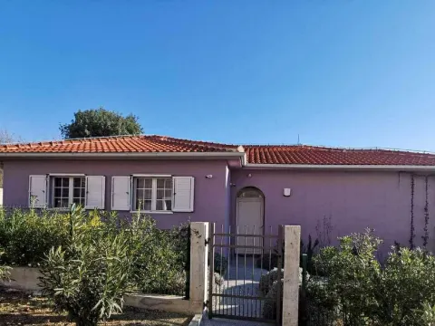 Izdavanje, kuća, 110m², Kava, Tivat - image 2