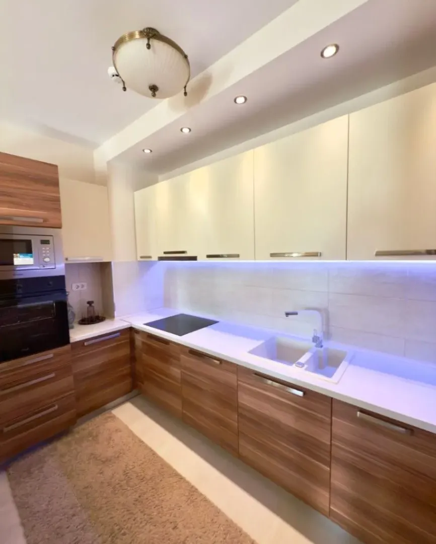 Izdavanje, dvosoban stan, 64m², City Kvart, Podgorica