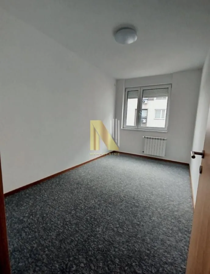 Rent, office space, 61m², Adamovićevo Naselje, Novi Sad Sve Podlokacije