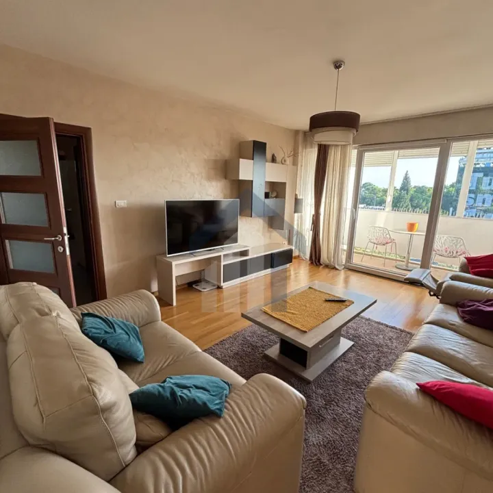Rent, three bedroom apartment, 105m², Preko Morače, Podgorica