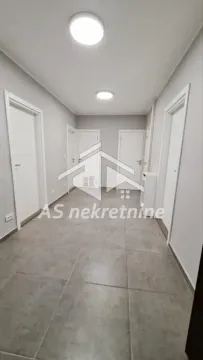 Izdavanje, četvorosoban stan, 82m², Novi Beograd Blok 28, Novi Beograd Sve Podlokacije - image 5
