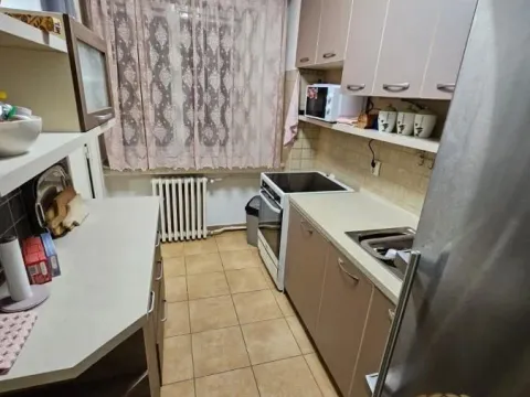 Izdavanje, trosoban stan, 85m², Slavija, Vračar Sve Podlokacije - image 5