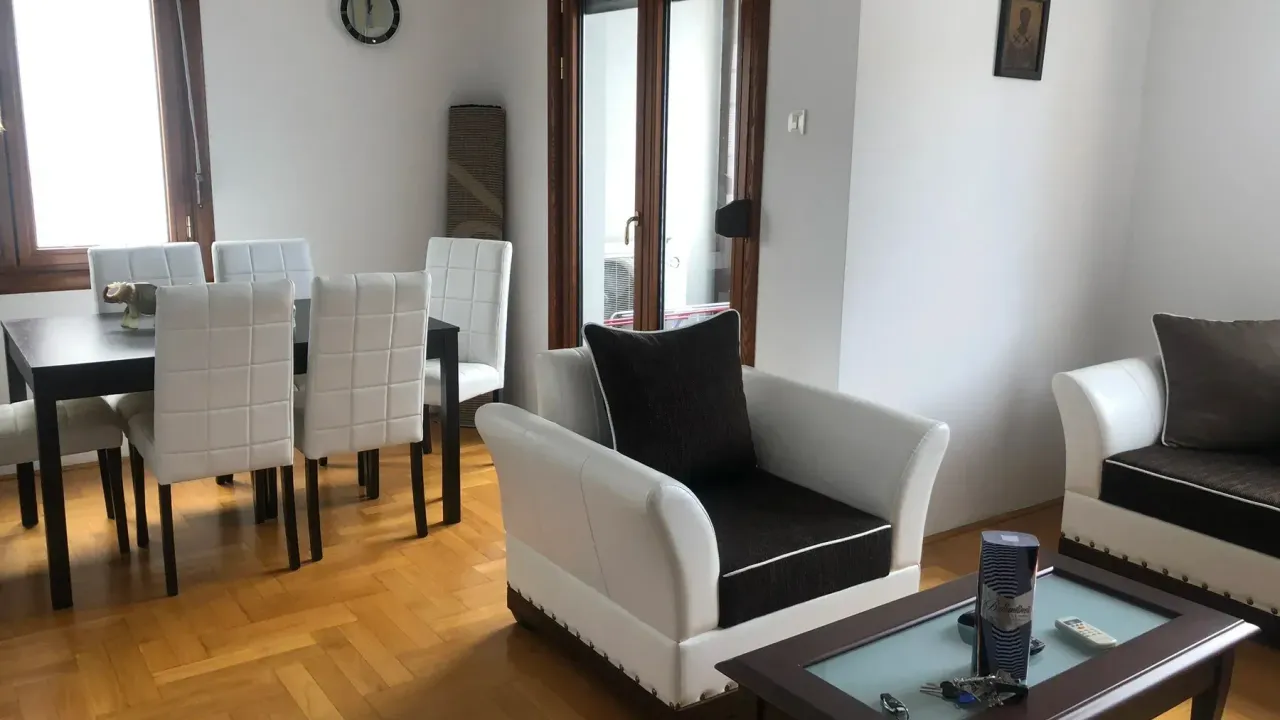 Rent, apartment, 60m², Tivat, Crna Gora