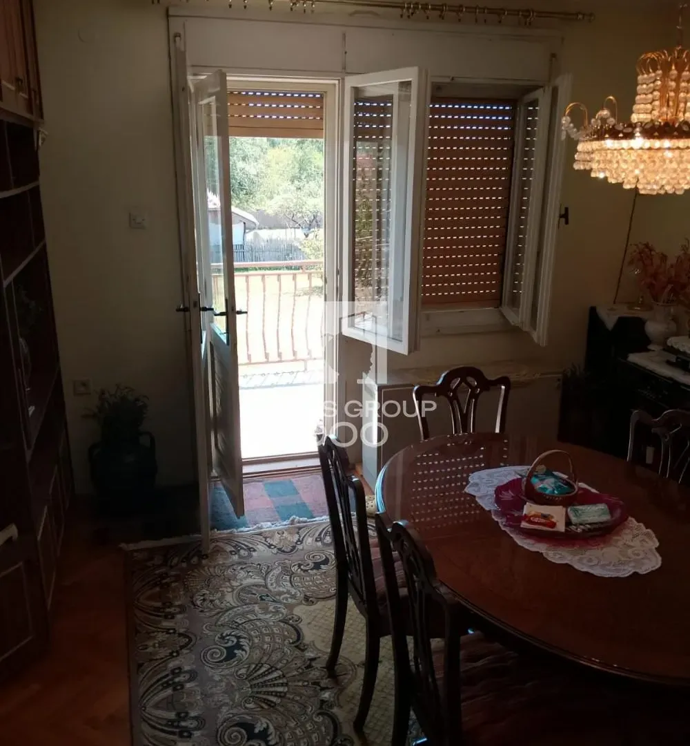Prodaja, stan, 297m², Kragujevac, Srbija
