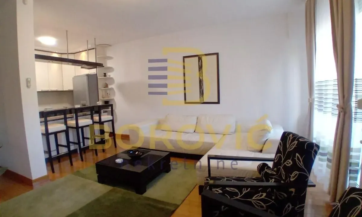 Izdavanje, dvosoban stan, 70m², Savski Venac, Beograd