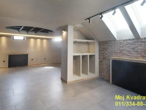 Izdavanje, trosoban stan, 150m², Savski Venac, Beograd - image 4