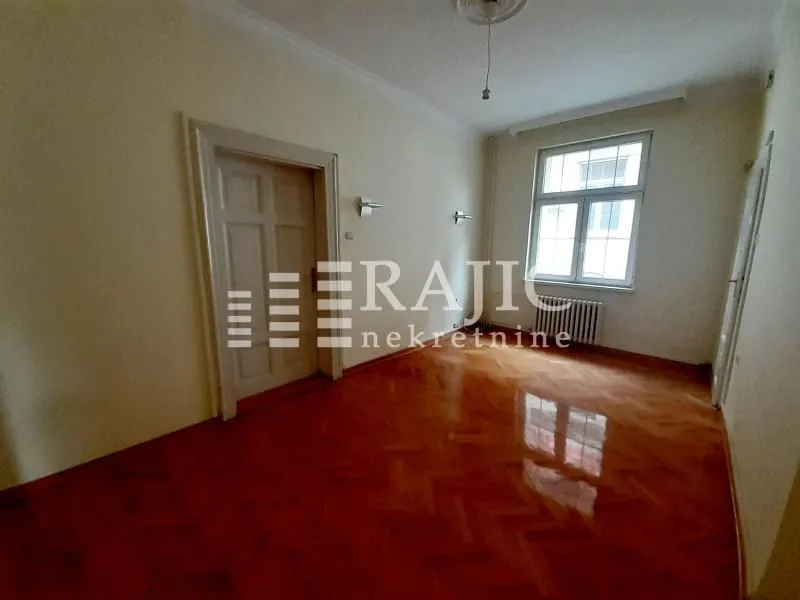 Rent, apartment, 160m², Profesorska Kolonija, Palilula Sve Podlokacije