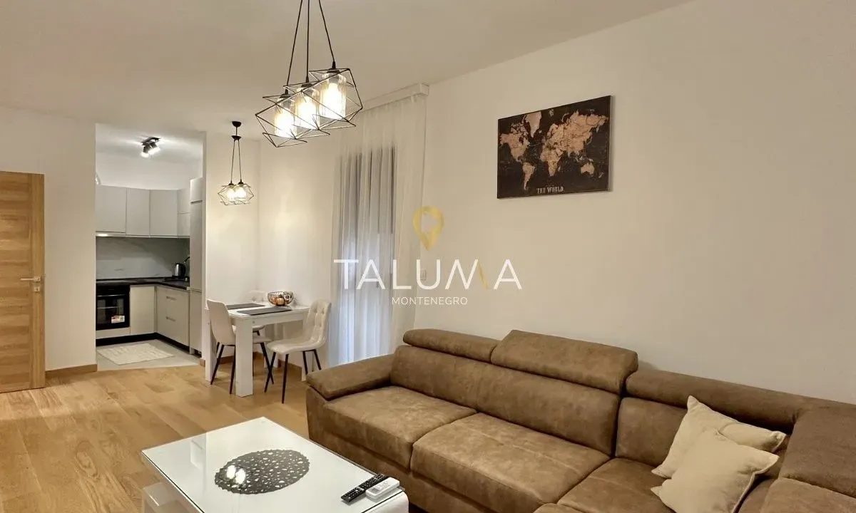Izdavanje, jednosoban stan, 48m², City Kvart, Podgorica