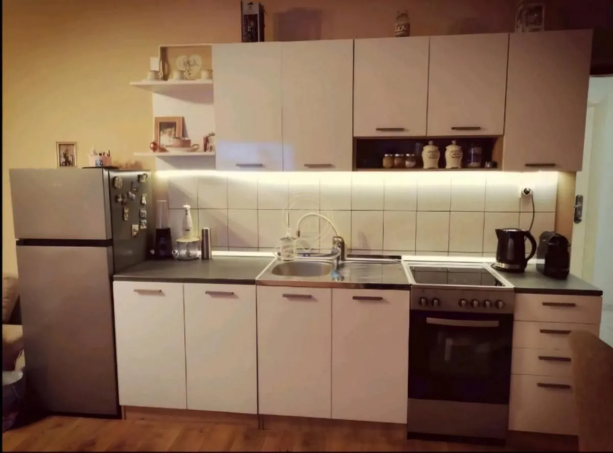 Rent, two bedroom apartment, 80m², Detelinara, Novi Sad Sve Podlokacije
