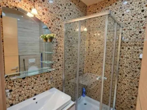 Izdavanje, dvosoban stan, 117m², Budva, Crna Gora