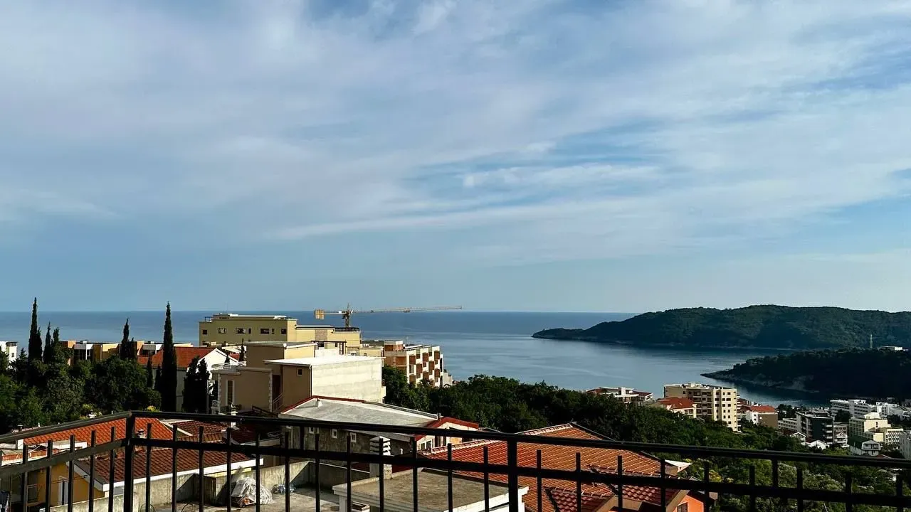 Sale, house, 495m², Bečići, Budva