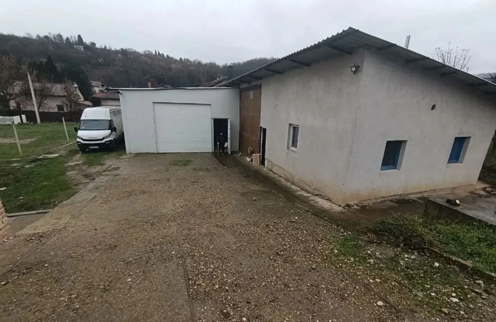 Rent, office space, 450m², Paragovo, Petrovaradin