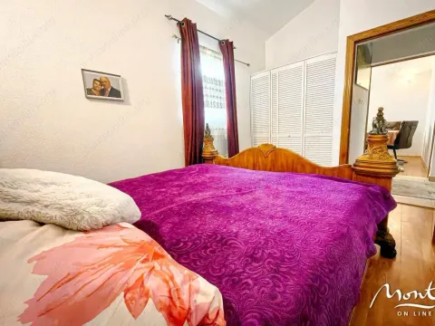 Prodaja, kuća, 200m², Donja Gorica, Podgorica - image 5