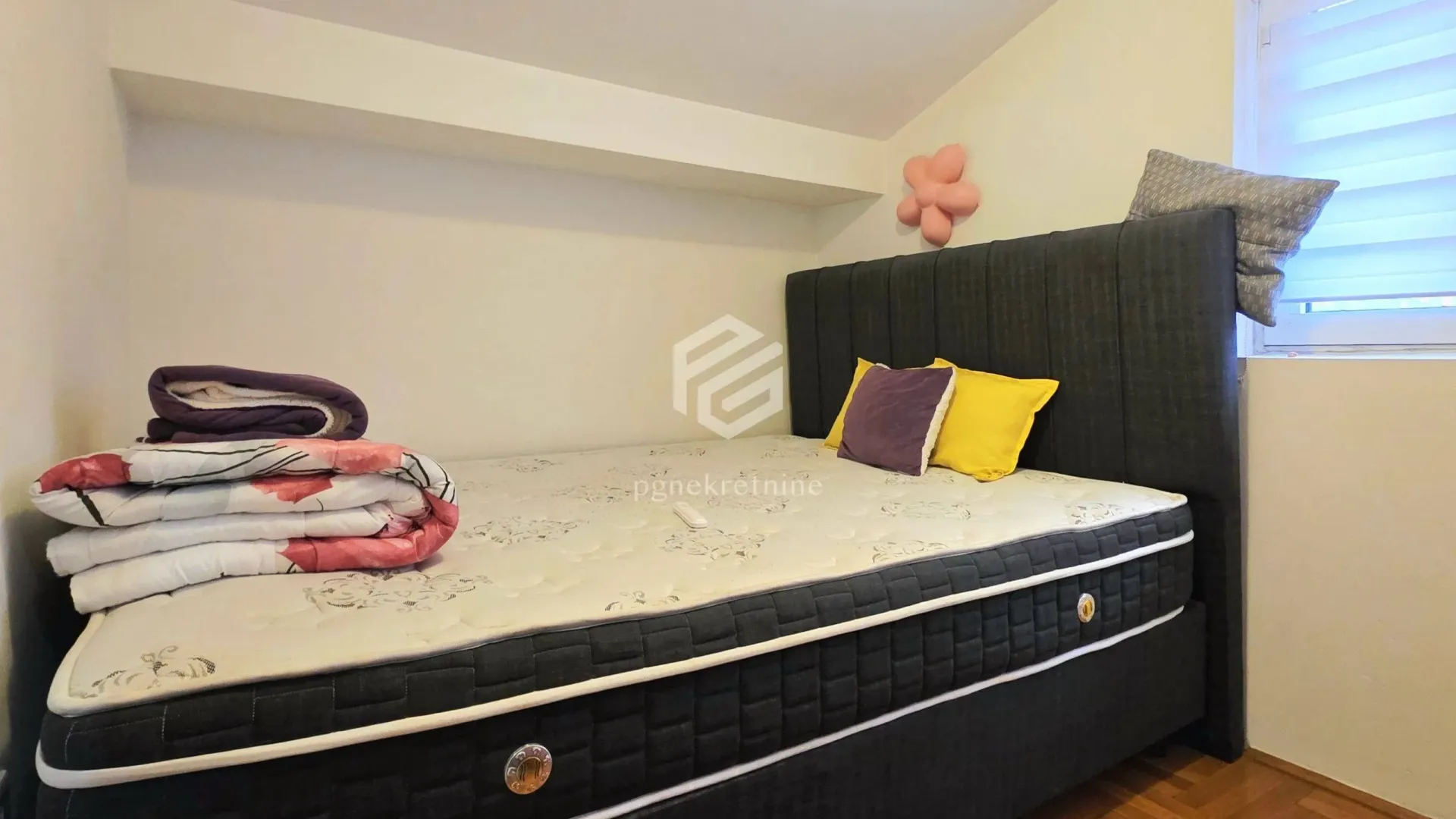 Prodaja, jednosoban stan, 35m², Tološi, Podgorica