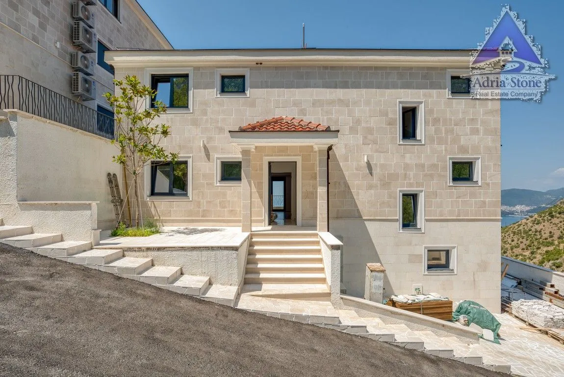 Sale, house, 450m², Tudorovići, Budva