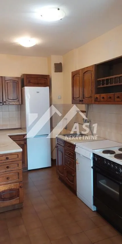 Izdavanje, dvosoban stan, 62m², Liman 1, Novi Sad Sve Podlokacije