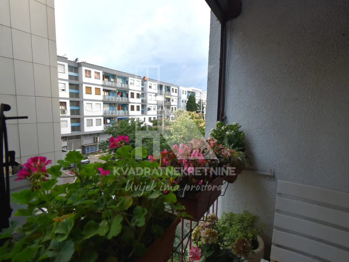 Prodaja, četvorosoban stan, 120m², Blok 7, Podgorica