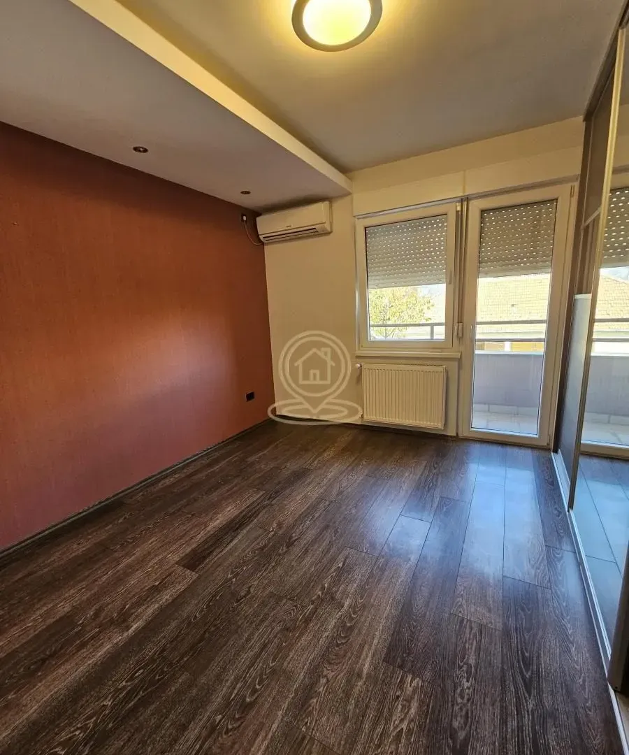 Rent, two bedroom apartment, 76m², Centar, Kragujevac