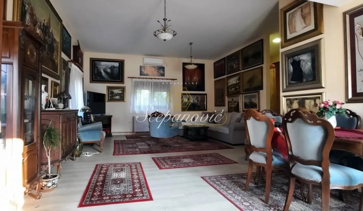 Prodaja, kuća, 191m², Petrovaradin, Novi Sad