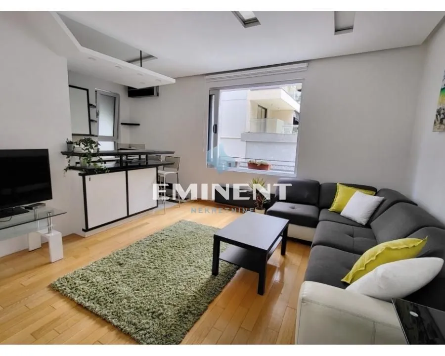 Rent, apartment, 45m², Stari Grad, Beograd
