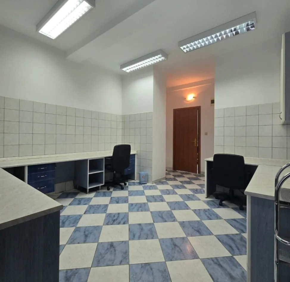 Rent, office space, 80m², Centar, Nikšić