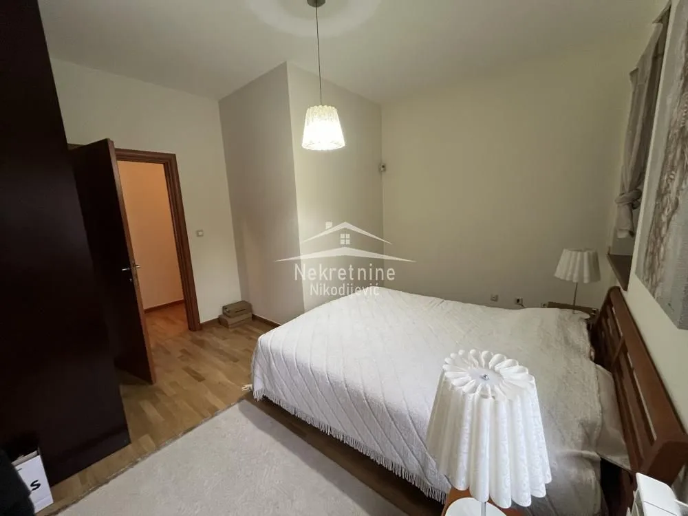 Sale, apartment, 220m², Savski Venac, Beograd